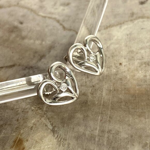 Sterling Silver 925 NDI 0.42" Dainty Round Diamond Open Heart Stud Earrings - Picture 5 of 16